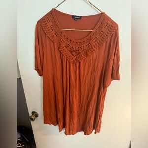 A. Byer Women's Rust Crochet Accent Blouse